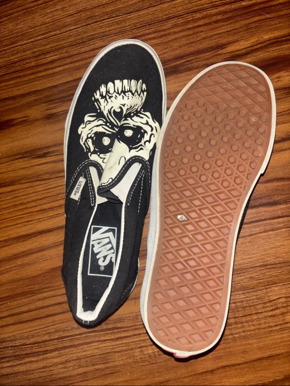 Vans Black & White Slip-On Skull Graphic Sneakers - Picture 2 of 3